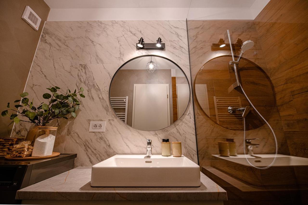 Ara Apart Hotel Μπρασόβ Εξωτερικό φωτογραφία