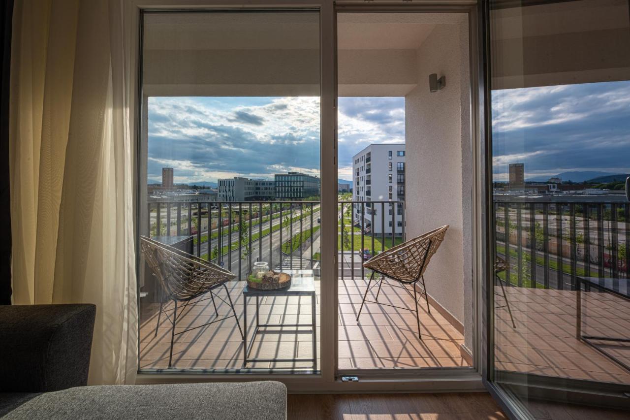 Ara Apart Hotel Μπρασόβ Εξωτερικό φωτογραφία